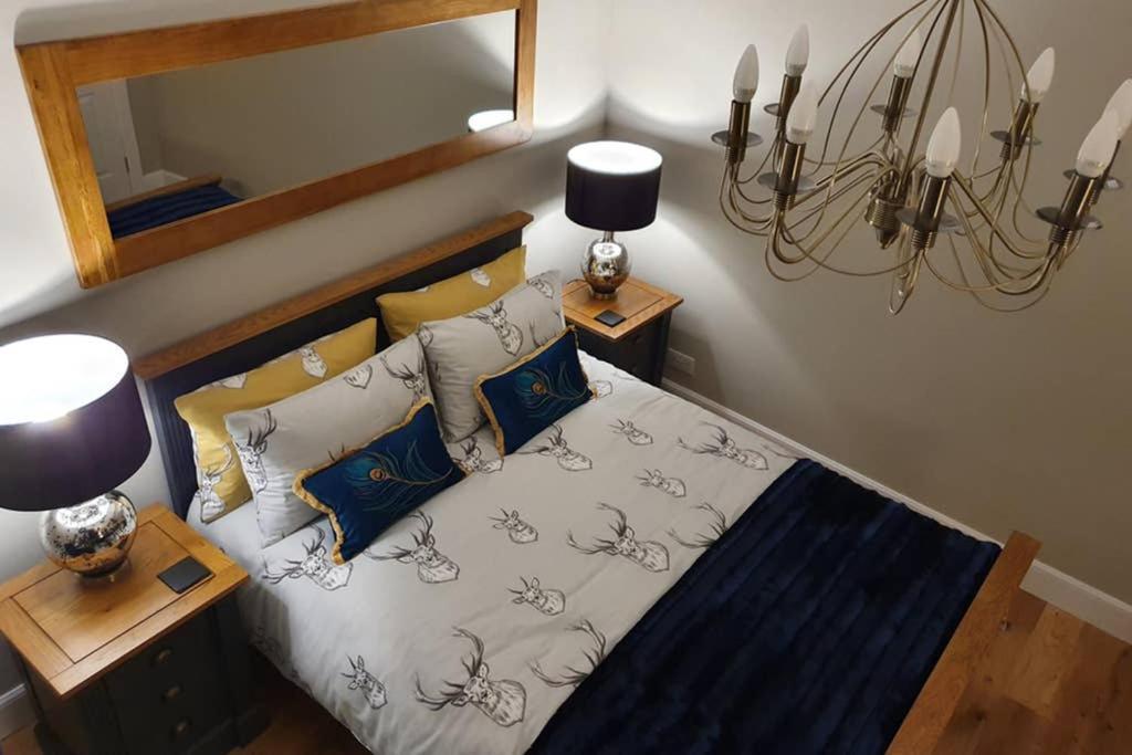 Smart & Stylish Holiday Apartment In The City Centre Inverness Exterior foto