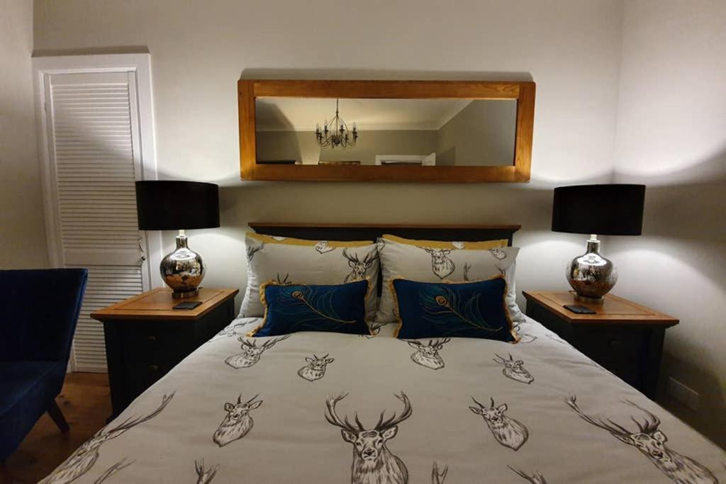 Smart & Stylish Holiday Apartment In The City Centre Inverness Exterior foto